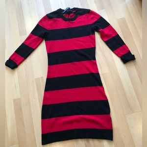 French Connection Sweater Dress Size US 0 Red/Blk Striped Soft @ stretchy